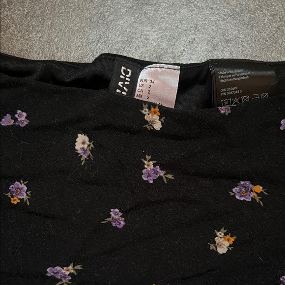 HM Black Skirt with Floral Accents - Picture 2 of 4
